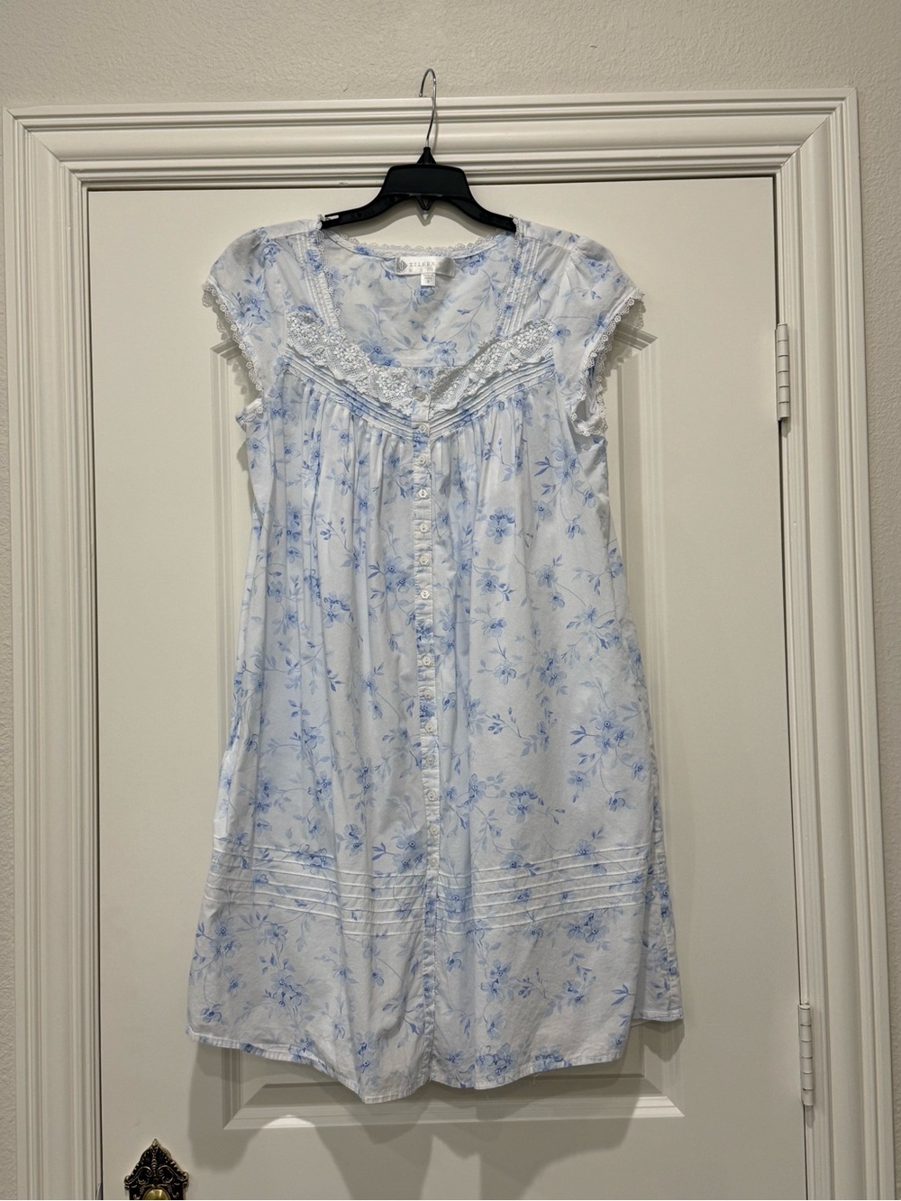Eileen West Nightgown Size S Blue Floral White Lace Embroidered 100% Cotton